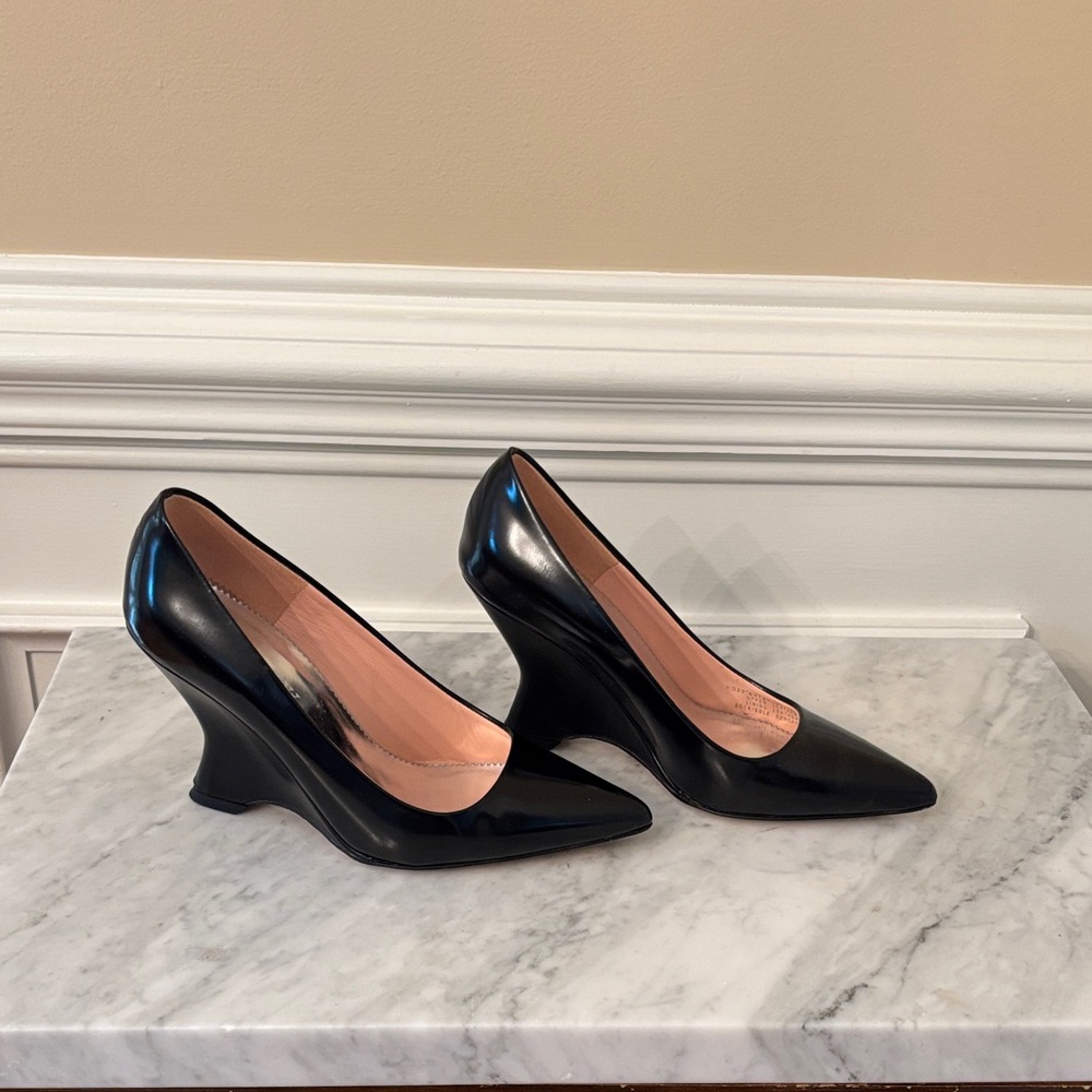 J. Crew Classic Black Wedges - size 5 - Picture 2 of 7